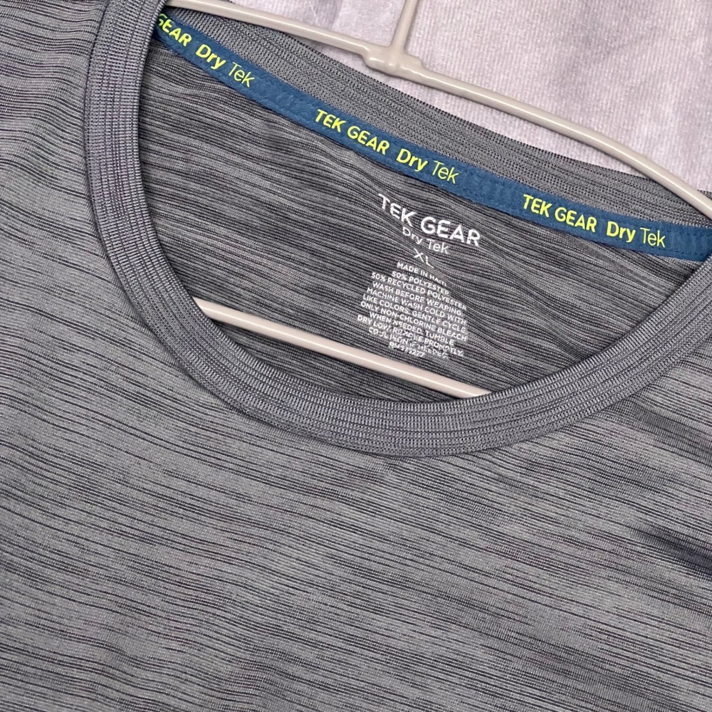Tek Gear Dry Tek T-Shirt Mens XL Charcoal Grey Excellent Space Dye Athletic Tee